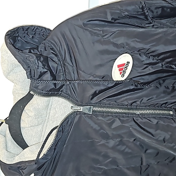 Vintage Adidas Black Reversible Puffer Jacket (Large) - Picture 2 of 8